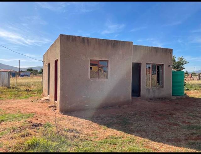 2 BEDROOM HOUSE FOR SALE IN LEBOWAKGOMO ZONE A
